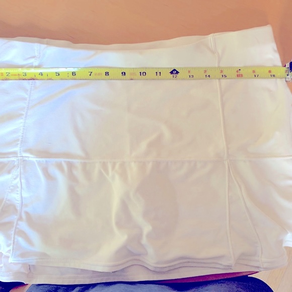 Nike Dri-Fit Tennis or Golf Skirt/Skort - Picture 2 of 4